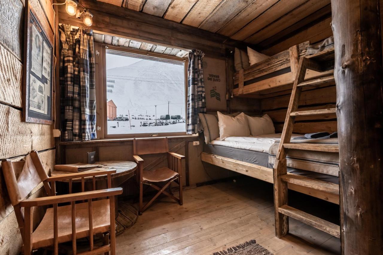 Basecamp Hotel Longyearbyen Kültér fotó