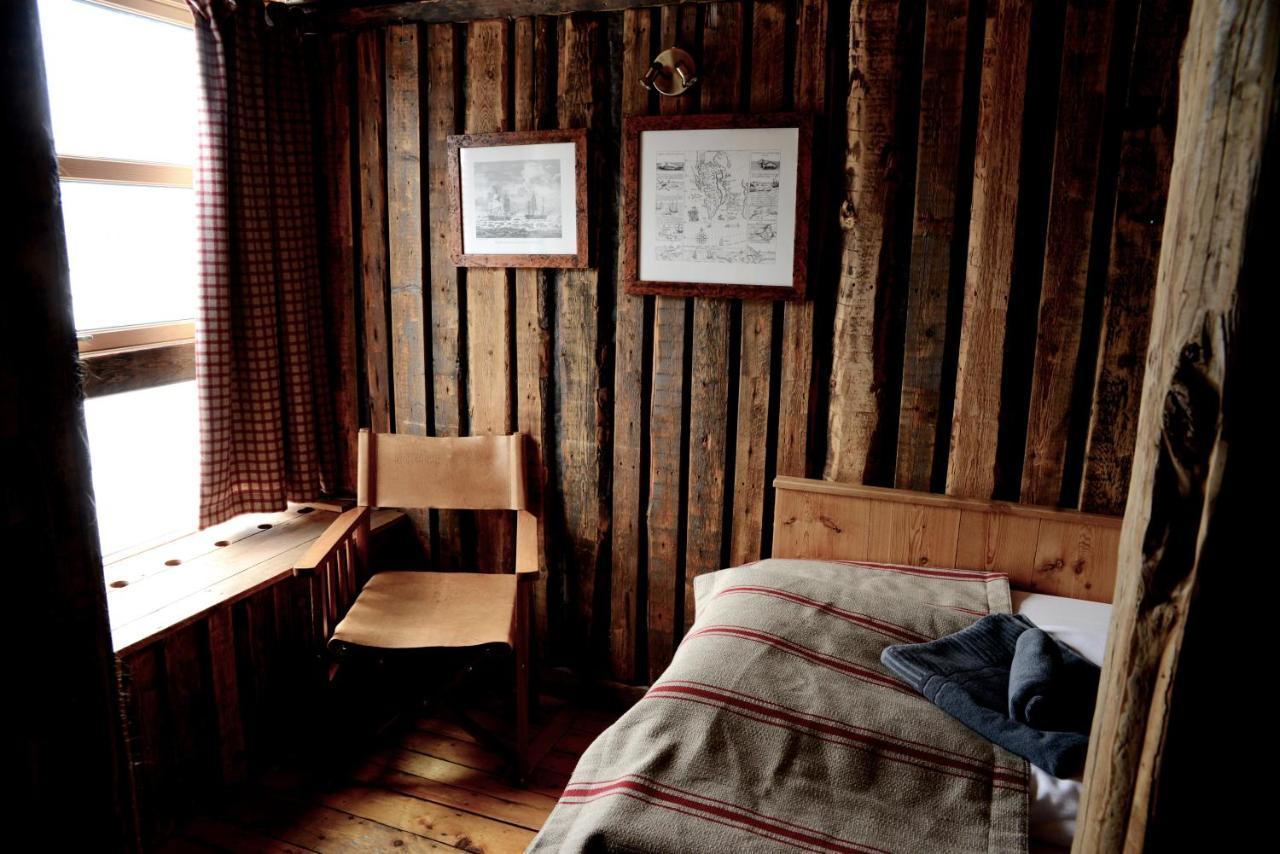 Basecamp Hotel Longyearbyen Kültér fotó