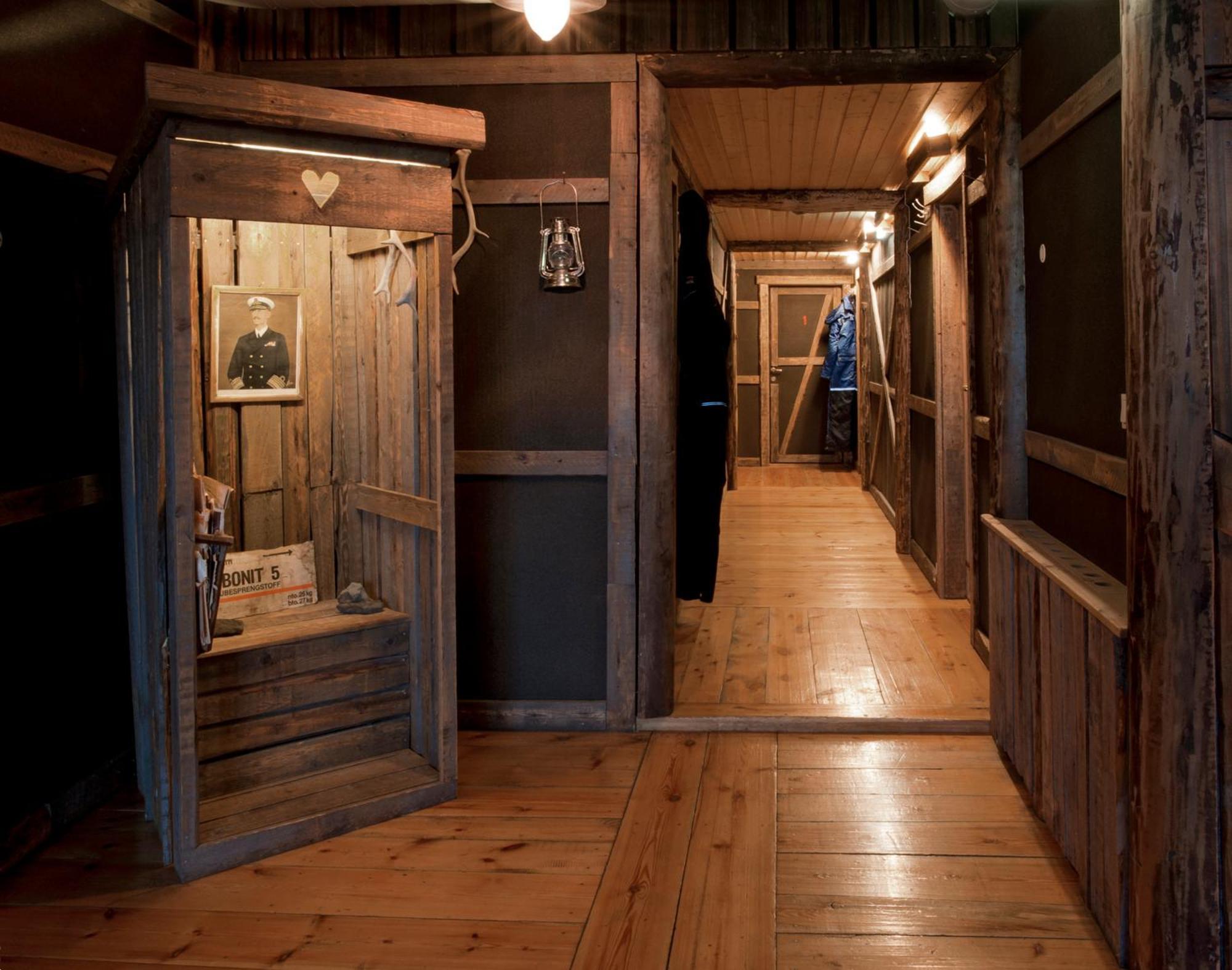 Basecamp Hotel Longyearbyen Kültér fotó